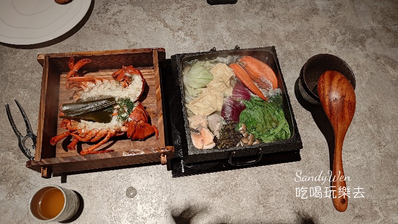 宗初食堂_桃園店10 清蒸龍蝦:宗初食堂清蒸龍蝦,搭配蔬菜昆布火鍋