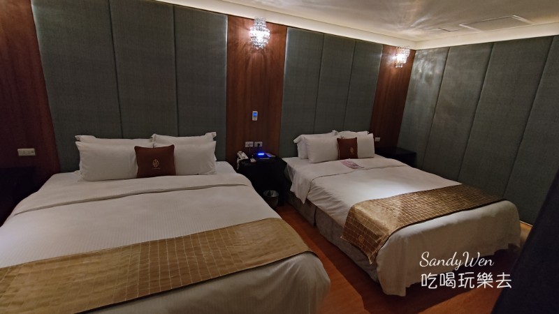 I DO Motel 休息竟然提供兩張大大的雙人床