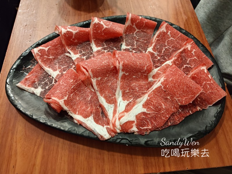 聚北海道鍋物21 聚北海道鍋物單點的極上霜降和牛